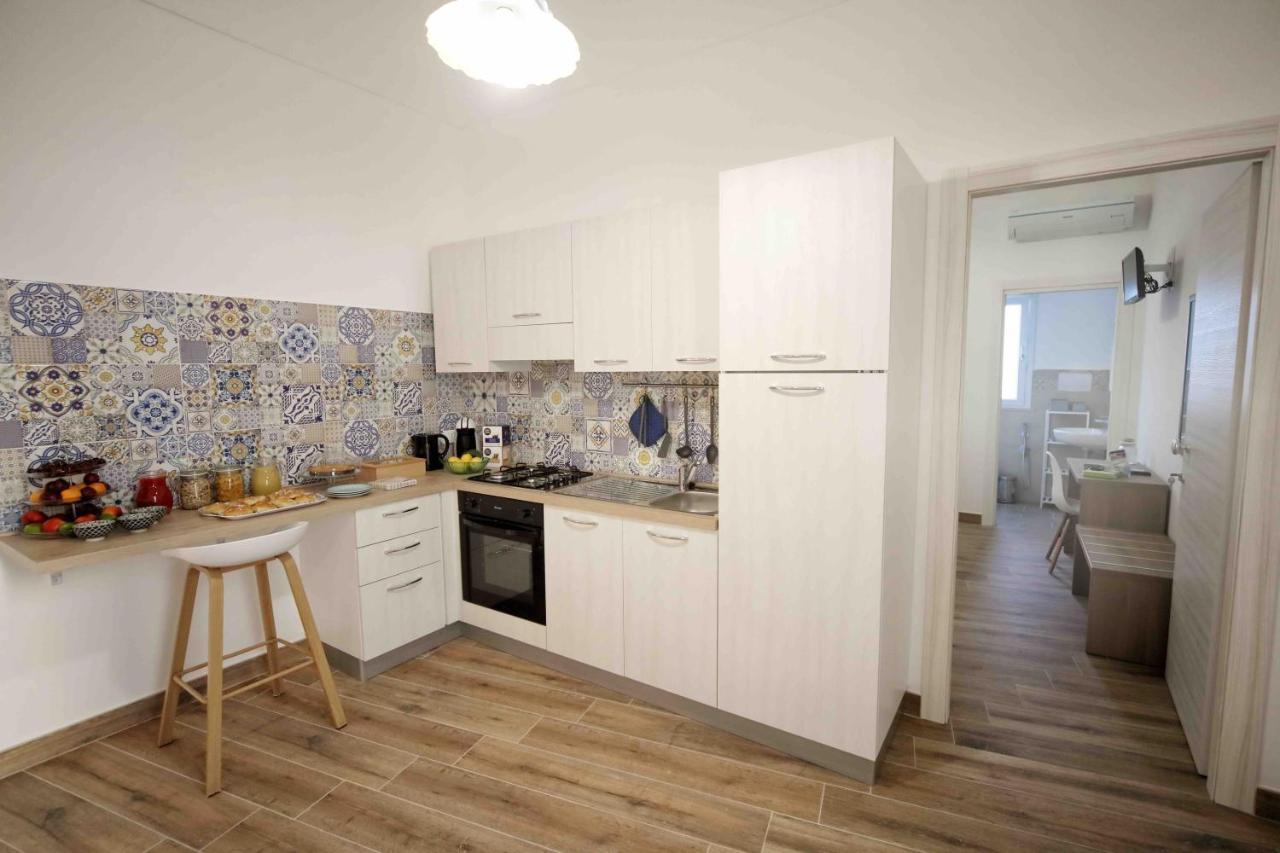 Madrice 66 Central Rooms Фавиняна Екстериор снимка