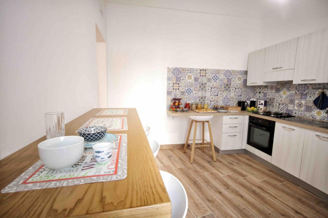 Madrice 66 Central Rooms Фавиняна Екстериор снимка