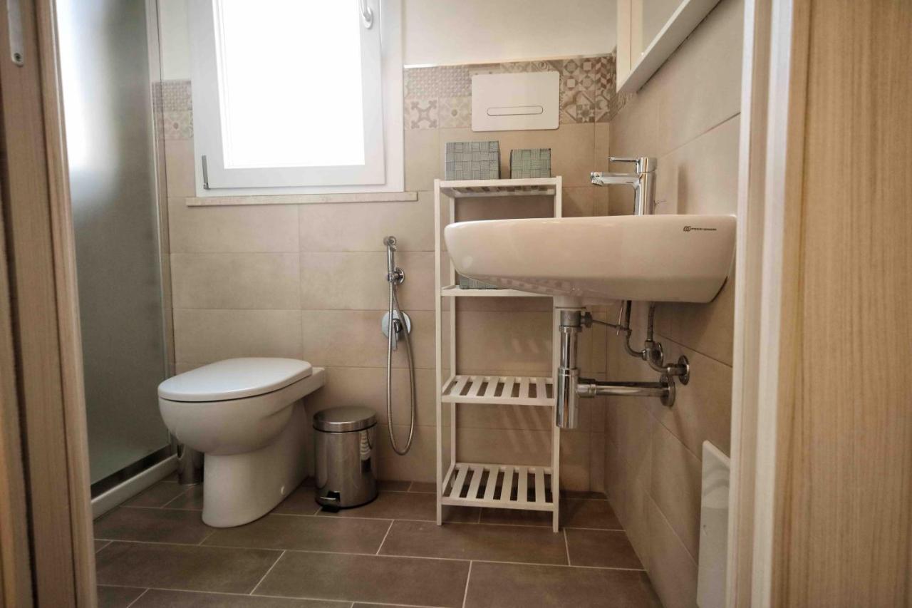 Madrice 66 Central Rooms Фавиняна Екстериор снимка